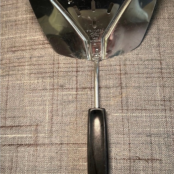 Vintage Kitchen Spatula Flipper Lifter USA American Made FOLEY STAINLESS STEEL - Picture 2 of 5